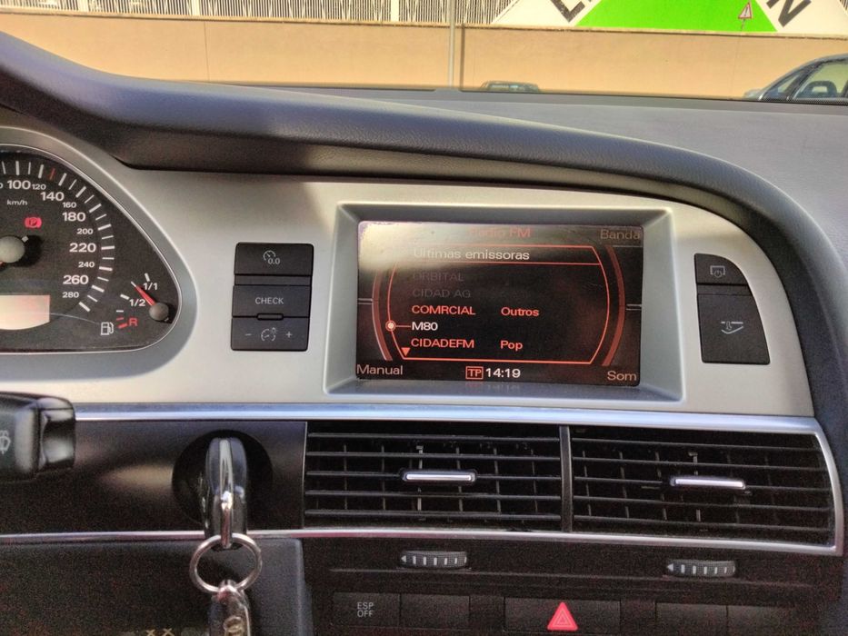 Vendo Audi A6 2.0 TDI