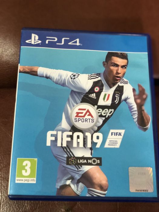 FIFA 19 PS4 Like New