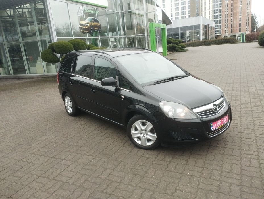 Продам автомобіль Opel zafira