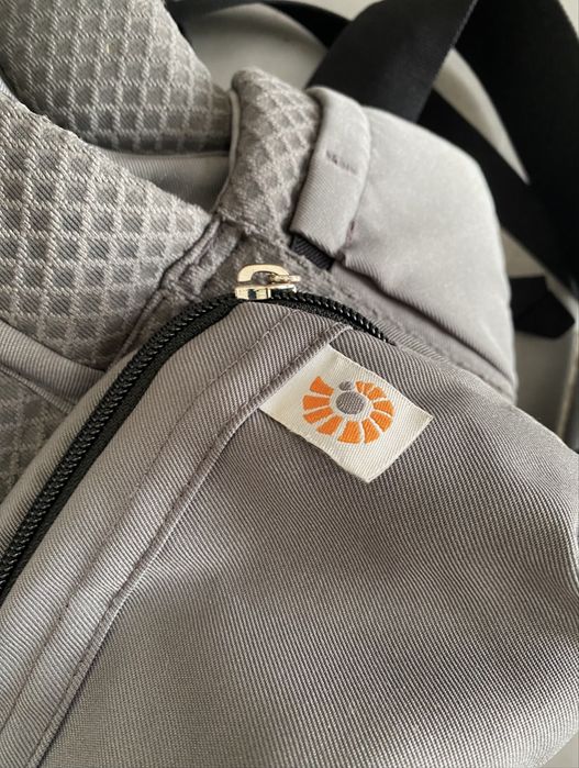 Ergobaby omni breeze