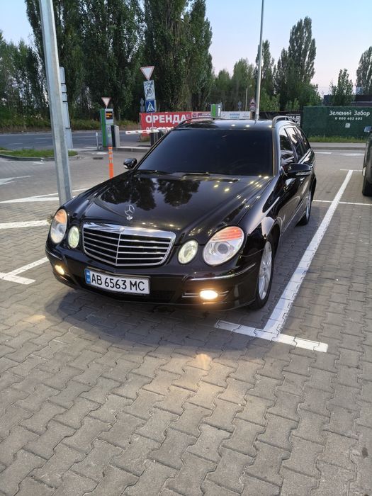 Продам Мерседес 211