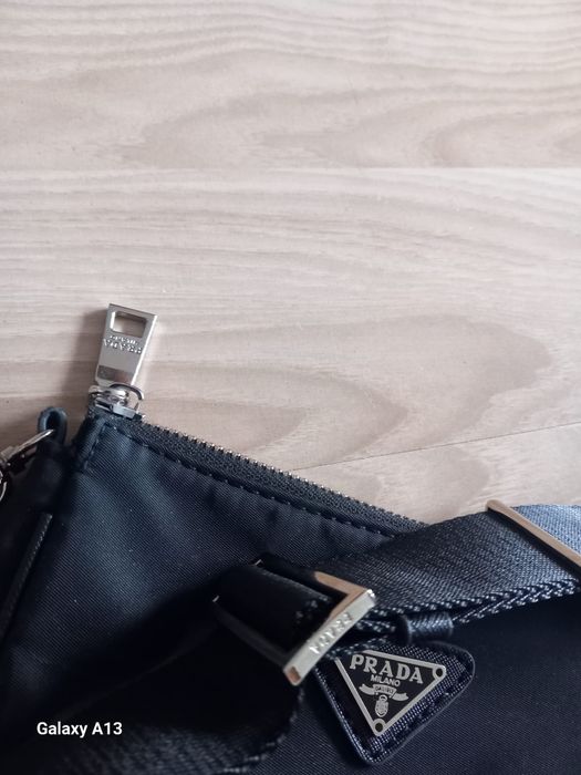 Prada malutka torebka z saszetka