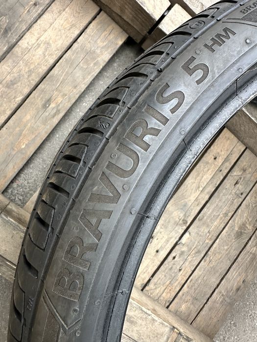 Шини 235 35 19 91Y XL Barum Bravuris 5 HM пара