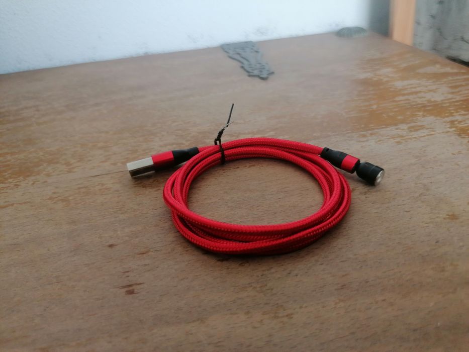 Cabo USB Pontas Magnéticas