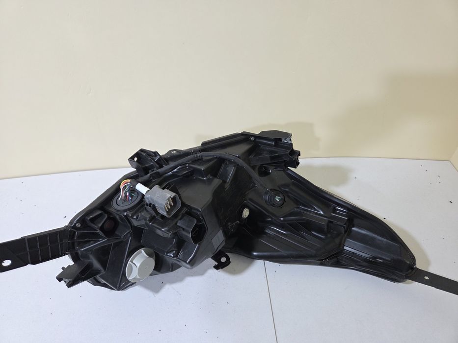 Фара ліва Subaru Outback Legacy B16 2023-2025 USA