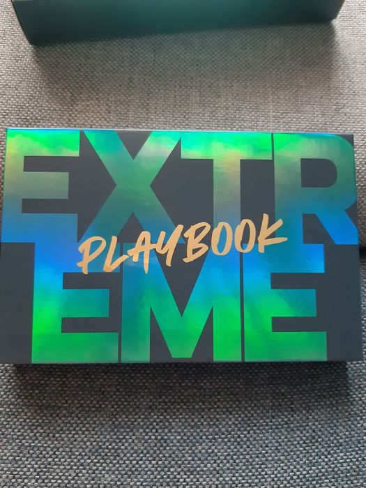Paleta cieni do powiek Avon Mark Extreme