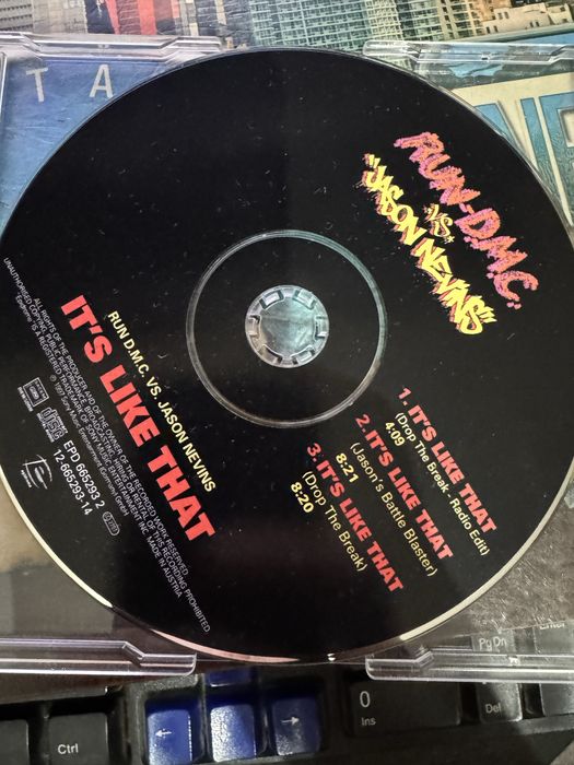 Run Dmc vs Jason Nevins It’s like that singiel hip hop old school