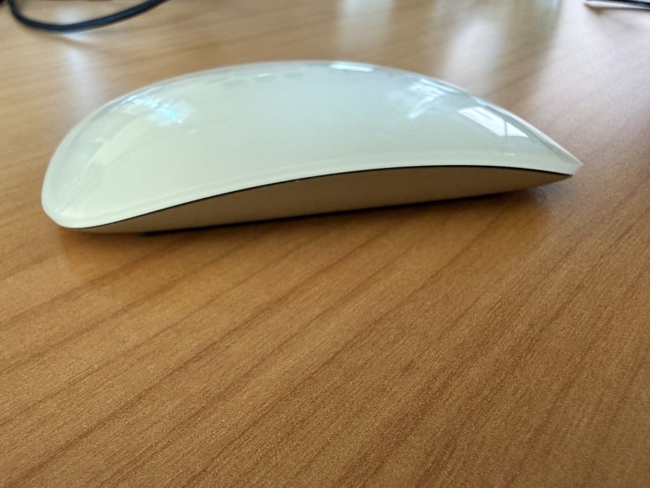 Apple Magic Mouse 2