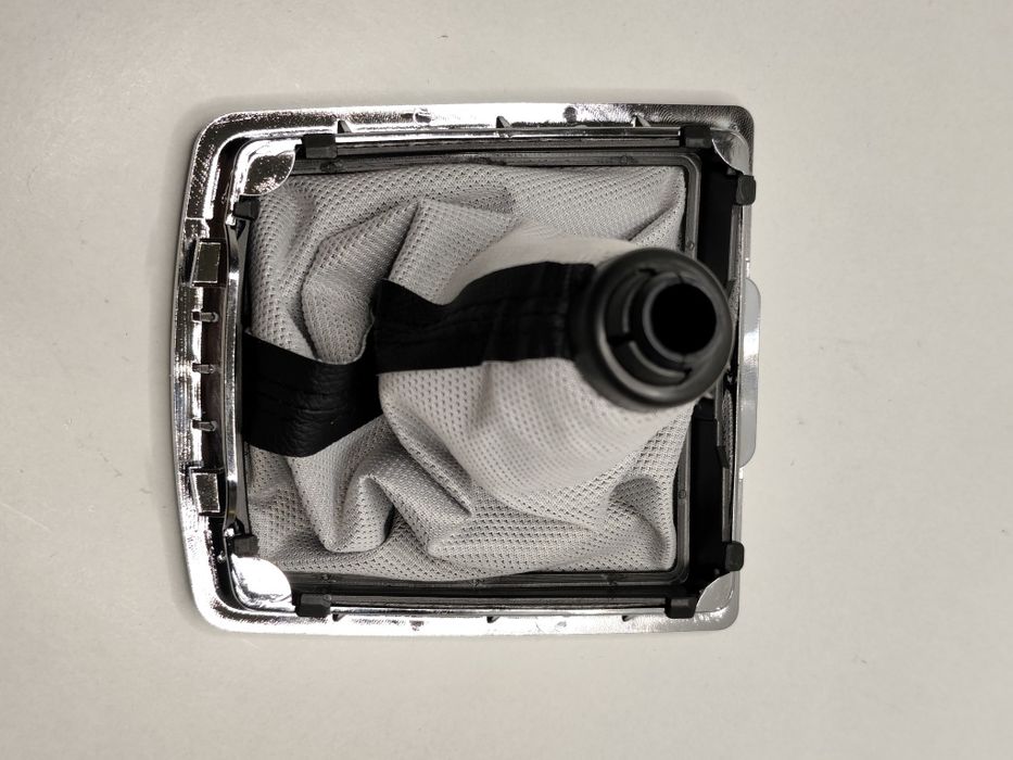 Manete Fole Mudanças Ford Focus MK2 C-Max Alavanca Moca Caixa Velocidades Punho 5v 6v Gatilho Presilha Aro Cromado Base Novo