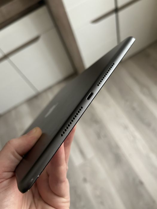 Apple Ipad 9 generacja a2602 64GB 2021