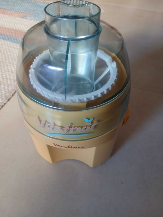 Centrifugadora de sumos Moulinex