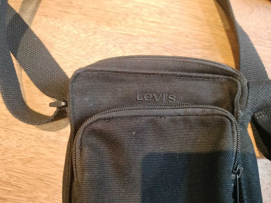 Bolsas tiracolo Levis e Nixon