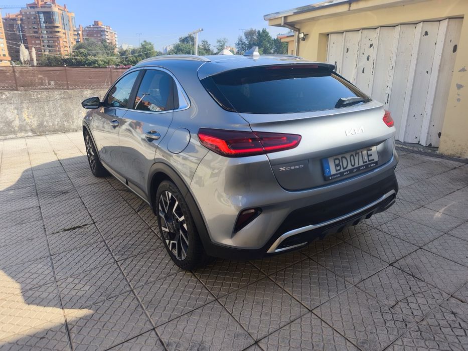 Kia XCeed 1.0 T-GDi Drive (08/2023) – 39.675 km – Garantia de Fábrica até 2030 — photo 3