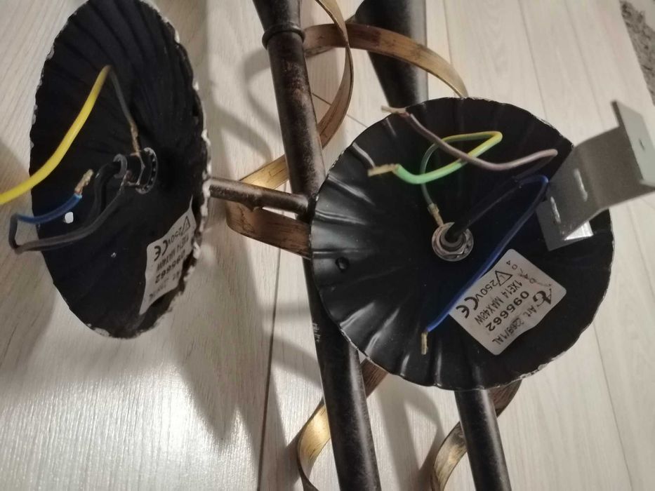 Stare metalowe  kinkiety