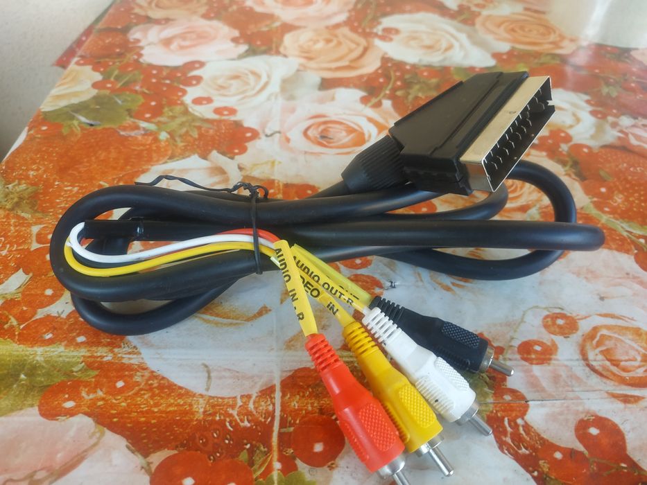 Кабель SСART - тюльпан 4 RCA,   1,4 м