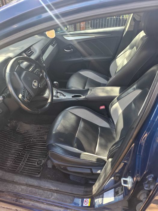Toyota Avensis Kombi 2.0 B+G