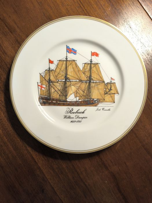 Prato de porcelana da  coleção Os navios dos Grandes Descobrimentos (Vista Alegre)