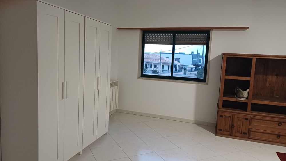 Quarto S. Domingos de Rana perto Tagus Park, lagoas Park  SBE Business School