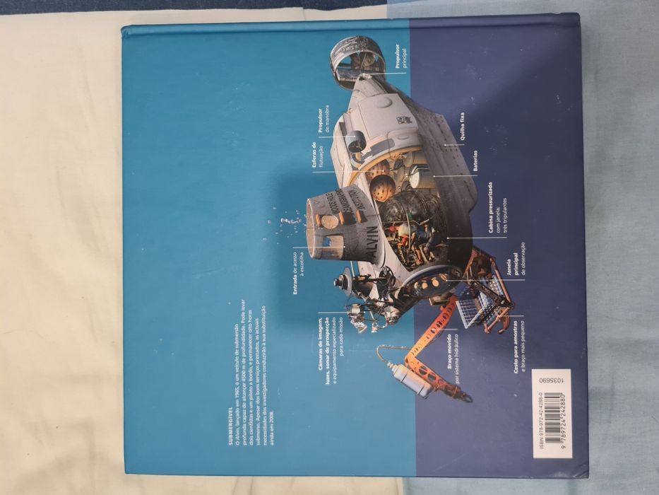 Astronomia / Clima / Oceanos / Planeta Terra - Enciclopédia Visual