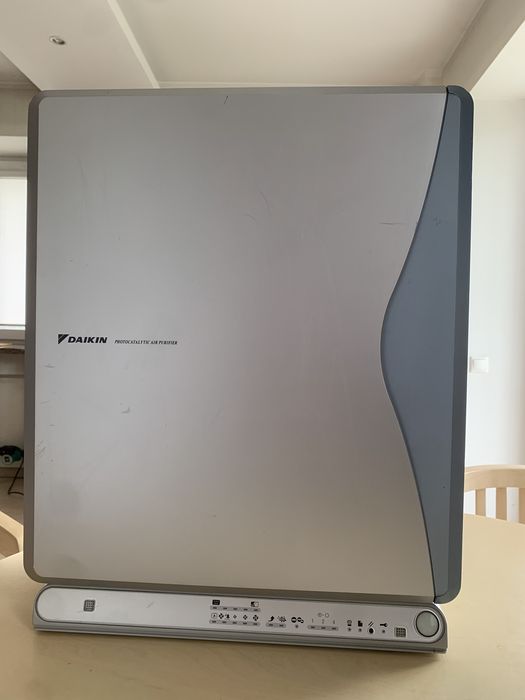 Очисник повітря Daikin з фотокаталізом
