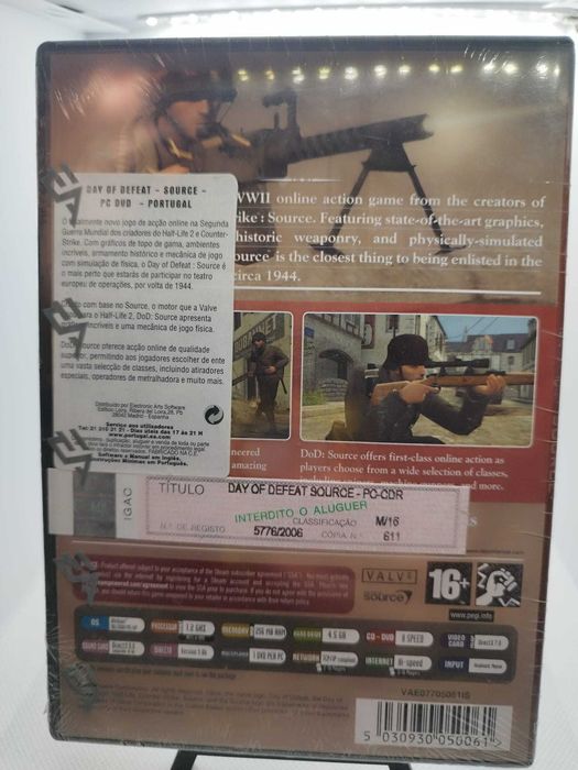 Day of Defeat PC (CD-ROM Versão EN. Selado  com um pequeno rasgo no plástico