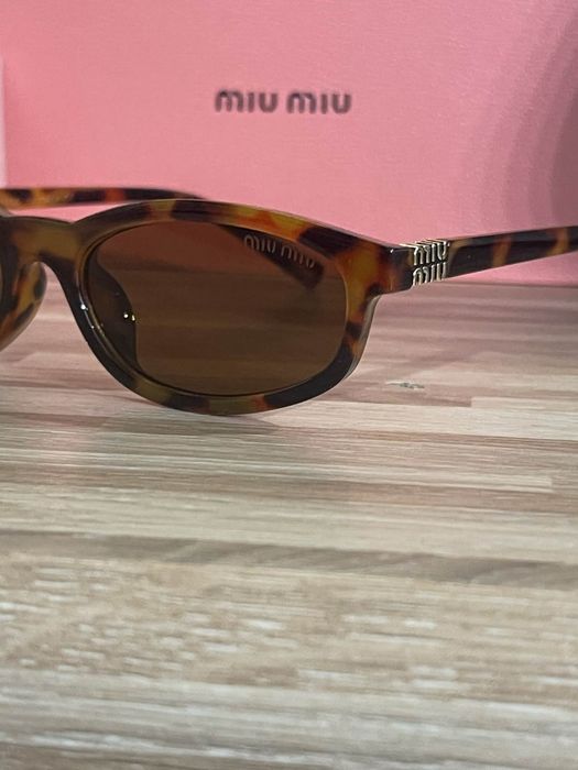 Okulary Miu miu.