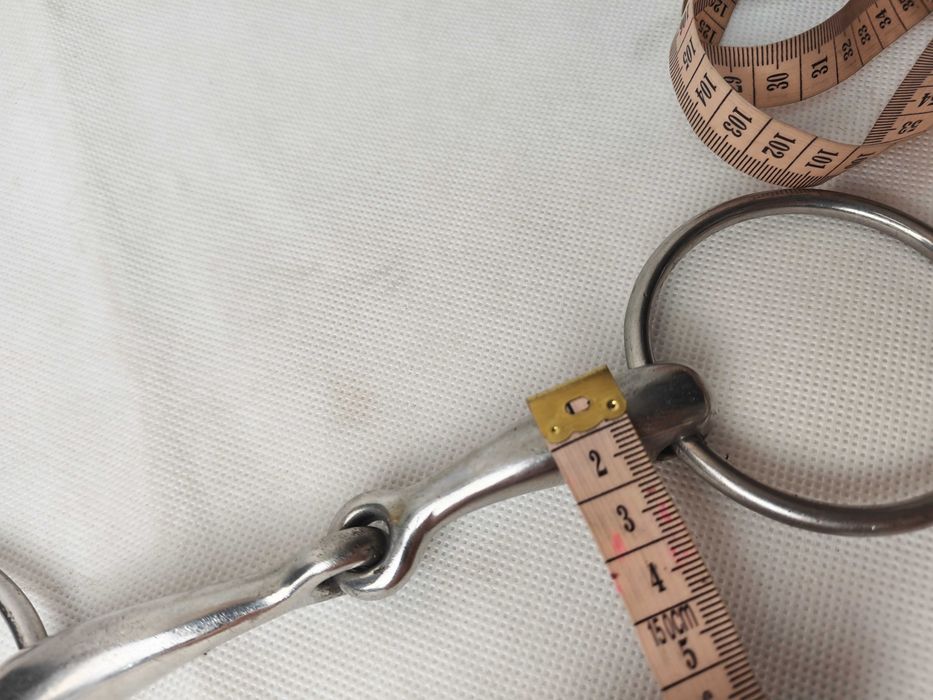 Wędzidło pojedyńczo łamane pełne 12.5 cm  15408