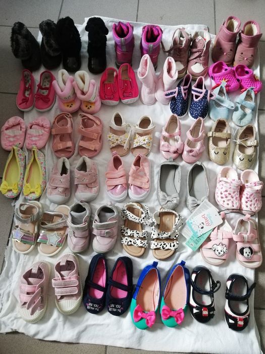 Buciki sandałki kozaczki pantofelki