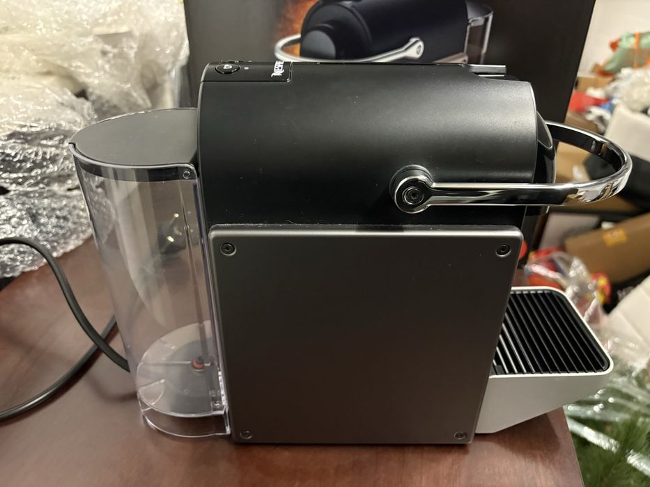 Maquina Nespresso Pixie