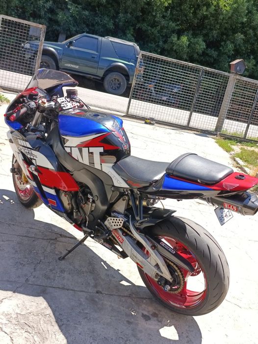 Cbr 1000rr 2004 impecável