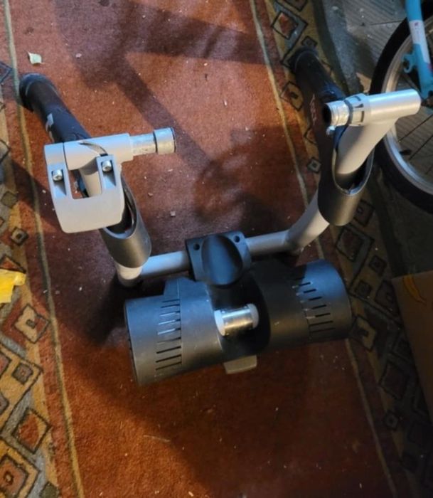 Trenażer Tacx Bushido T198