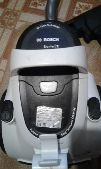 Пылесос BOSCH serie 2
