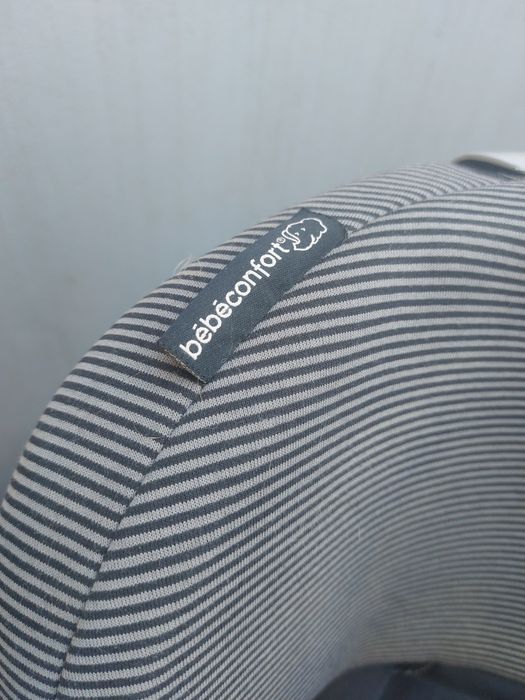 Cadeira Auto Bebeconfort Axissfix