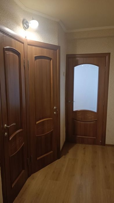 Продам квартиру  на масиві Леваневського (П-т Незалежності)