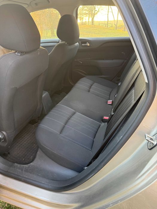 samochód Citroen C4