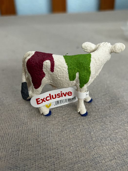 Figurka „Kolorowe wesołe ciele” firmy Schleich