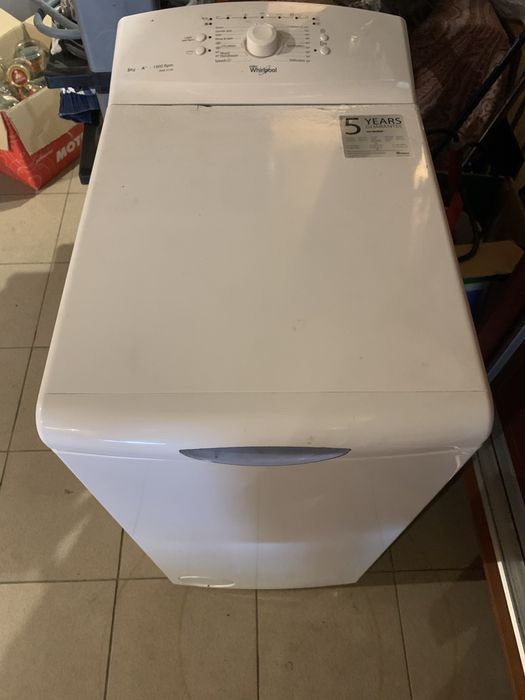 Стиральная машинка Whirpool AWE 5100