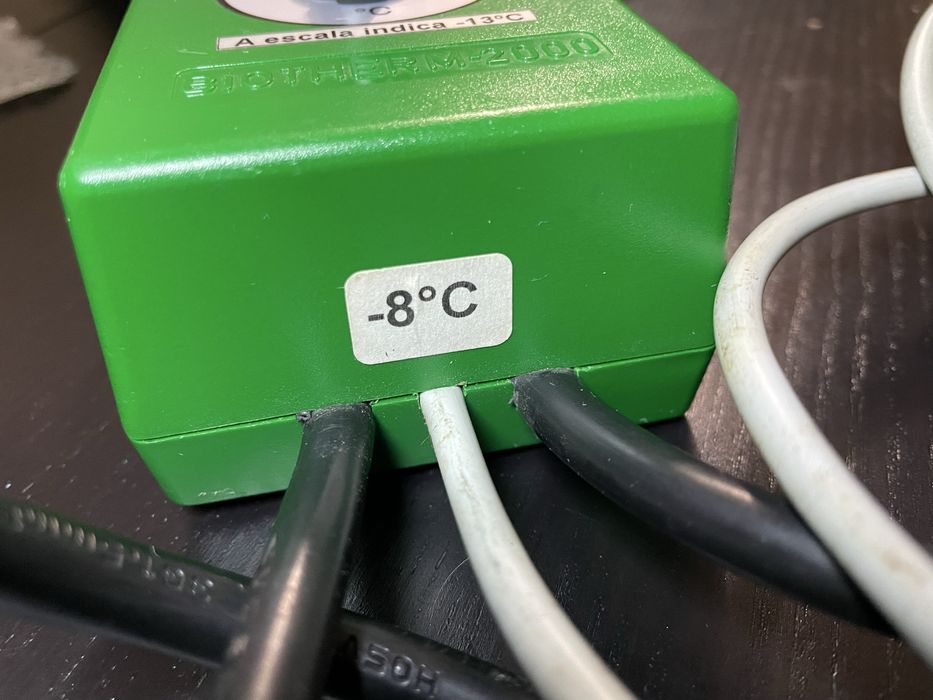 Termostato Biotherm 2000W ( terrários e aquários)