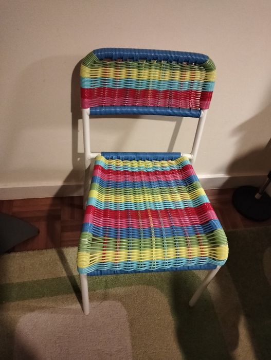 Cadeira para criança, modelo como nova