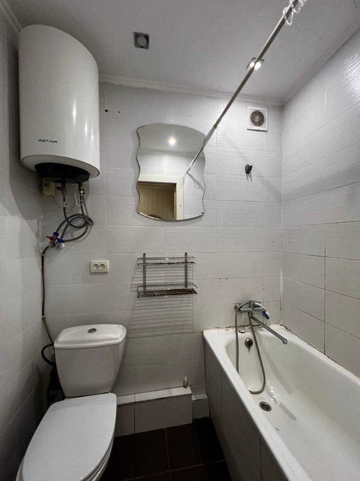 Продам 1 комнатную квартиру (Площадь Победы)