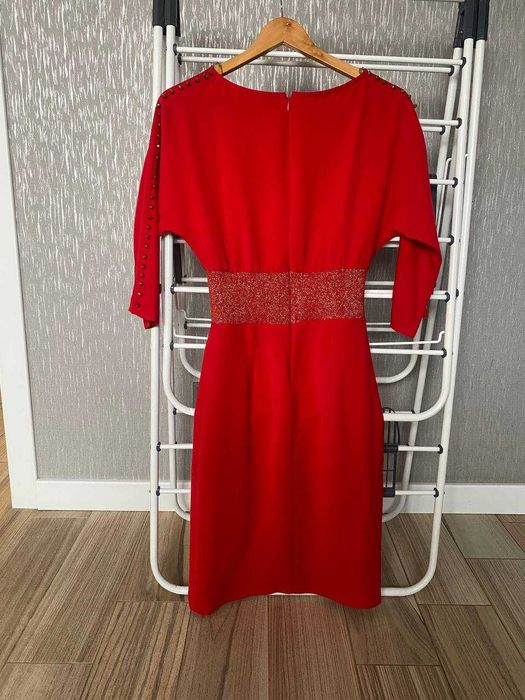 Сукня червона святкова від бренду Phardi розмір S