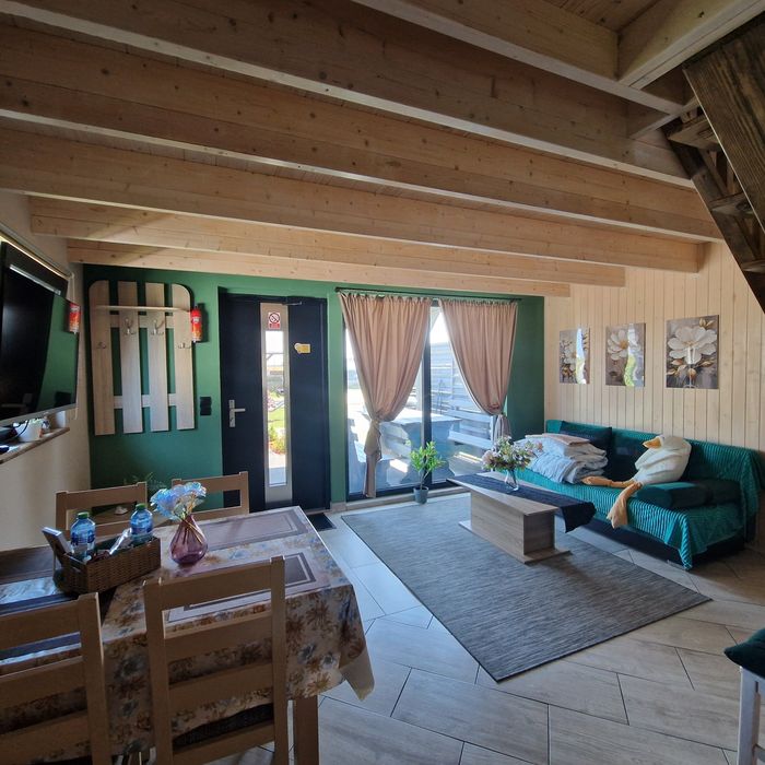 Domy nad morzem  Gąski/Sauna/7osób/ok 950 m do plaży