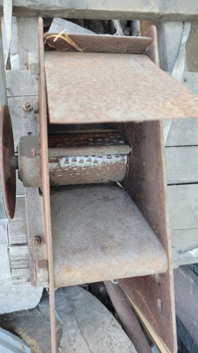 Самодельная круподерка (крупорушка) на двигателе постоянного тока