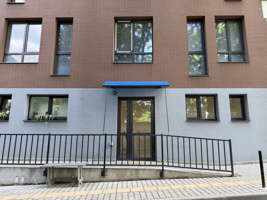 Оренда комерції з ремонтом 85 м2 Велика Британія вул. Шевченка