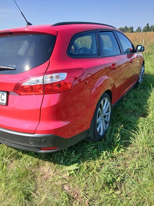 Продам Форд фокус мк3 2012года