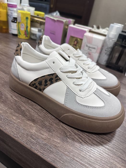 Кеды, мокасины, кроссовки леопард беж