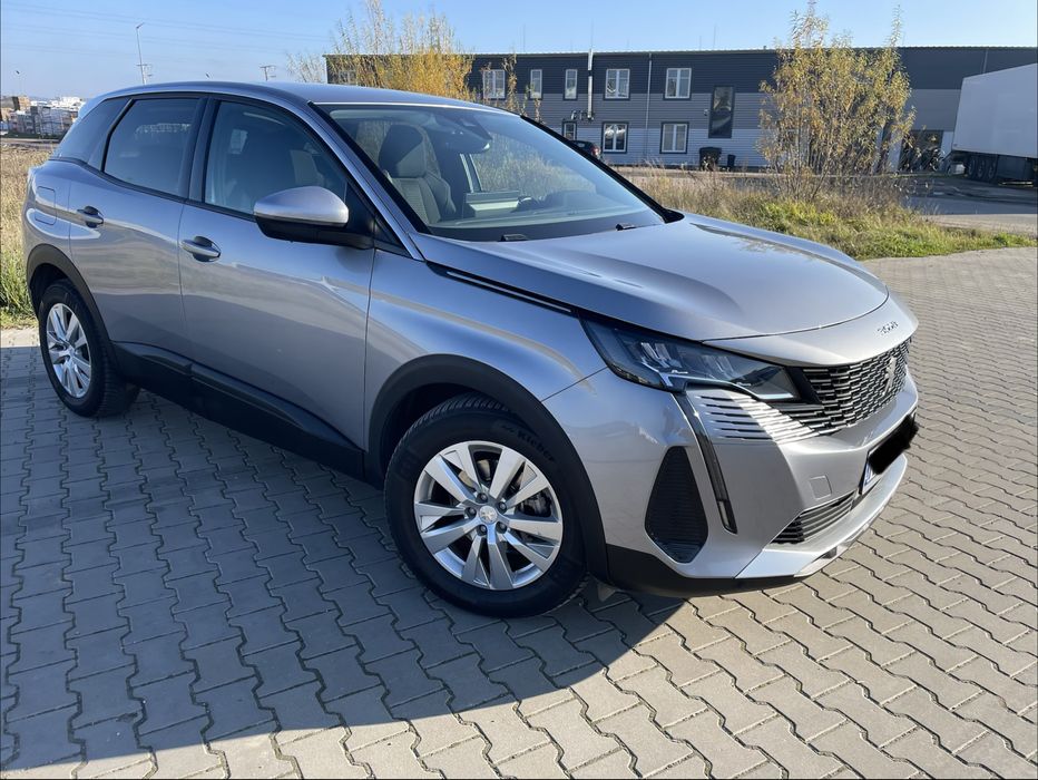 Peugeot 3008  1.5 HDI super stan , model 2022