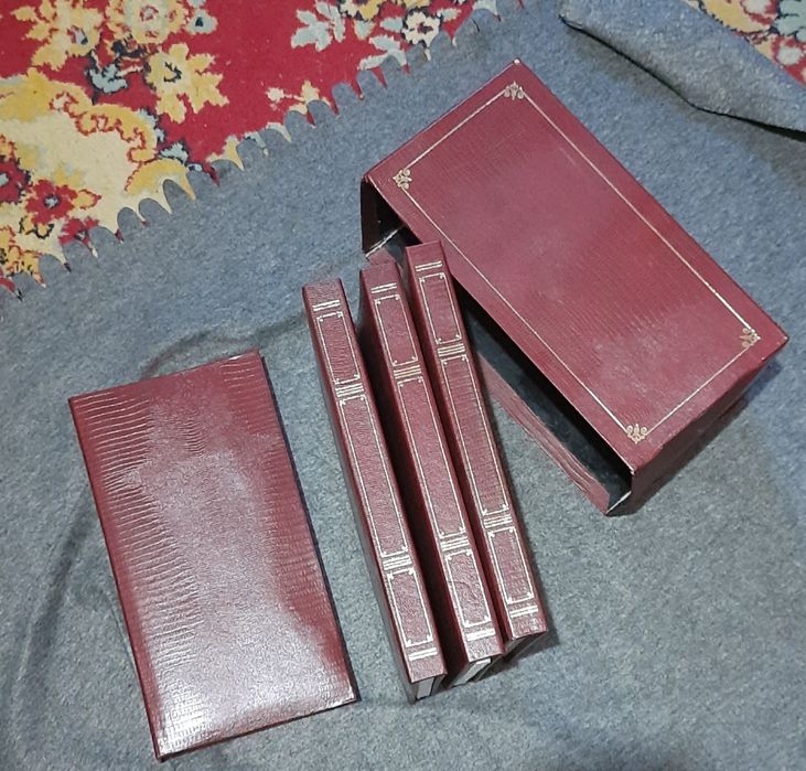 Альбом багатоцільовий для 200 листівок,листів, конвертів, фо