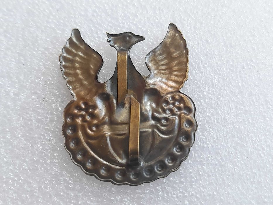 Orzełek Wojsko Polskie legionowy na czapkę (metalowy)
