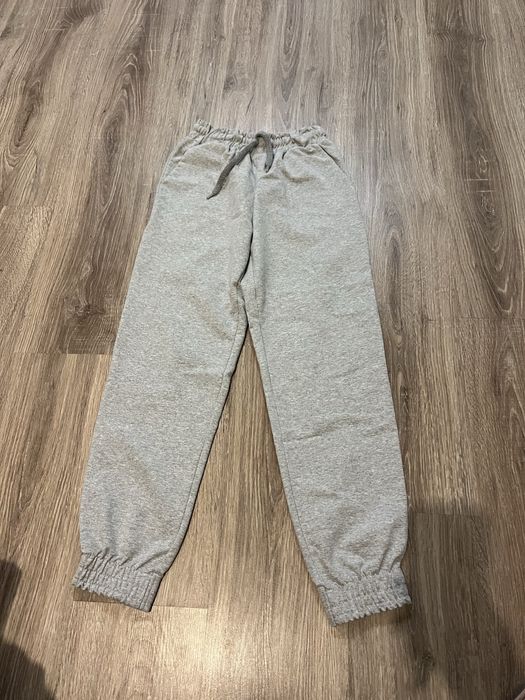 Штани, джинси, спортивні штани, комбінезони. Від 100-200 грн